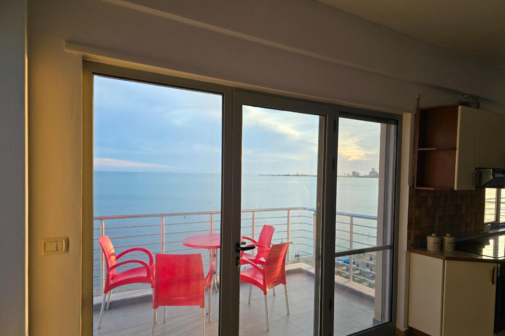 Sea View Apartments In Dıraç Dış mekan fotoğraf