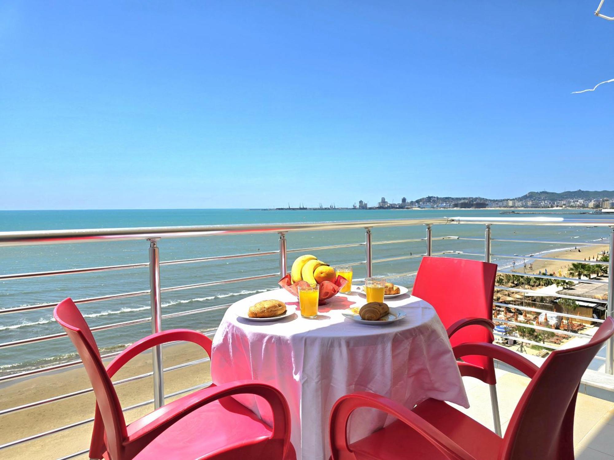 Sea View Apartments In Dıraç Dış mekan fotoğraf